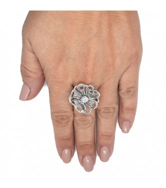 R002339 Sterling Silver Ring Flower With Cubic Zirconia Solid Hallmarked 925 Handmade